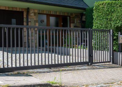 Em-Tech Servis s.r.o. reference brána, branka, pergola